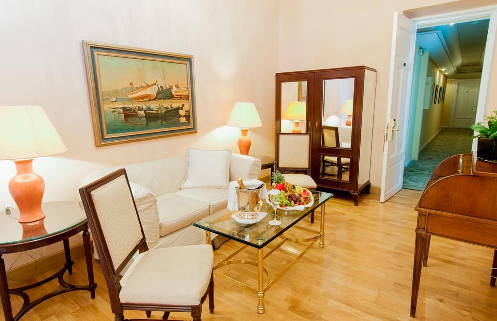 Pentelikon Hotel Kifisia Bilik gambar
