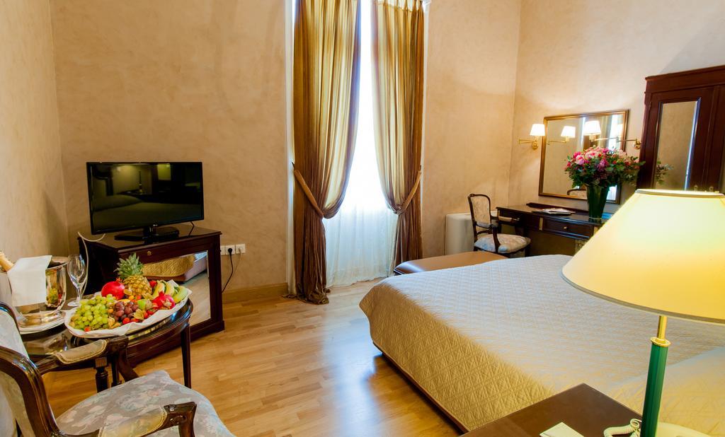 Pentelikon Hotel Kifisia Bilik gambar